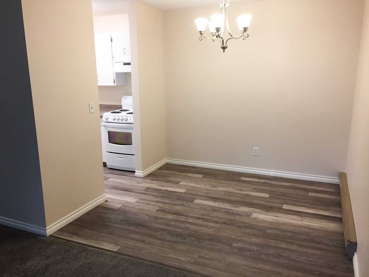 Lombardy Park Apartments 1311 1310, 1311, 1312, 1314 Lawson Avenue