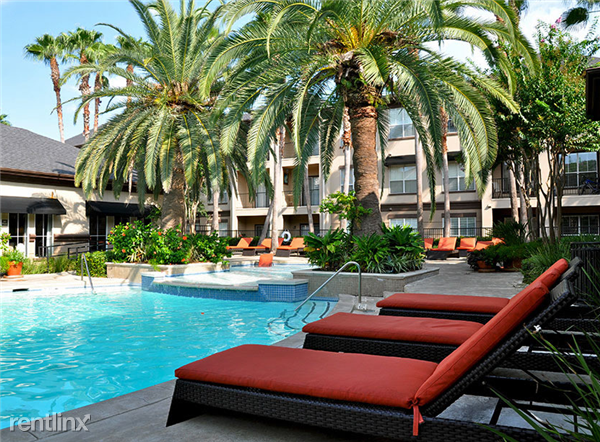 Memorial Heights Dr Apartments in Washington Ave Memorial Park