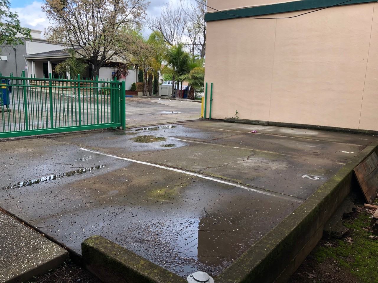 2341 Castro Way Apartments in Curtis Park, Sacramento, CA 95818 Zumper