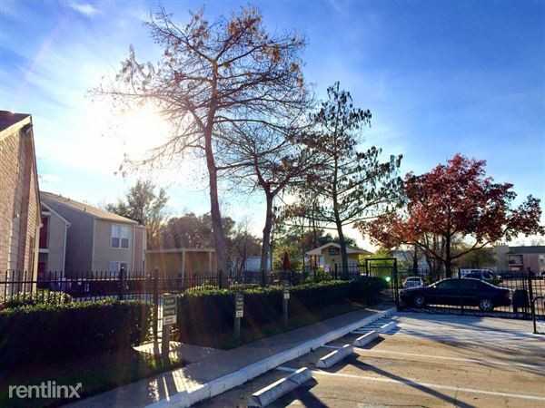 Flintlock Apartments in Houston, TX 77040 Zumper