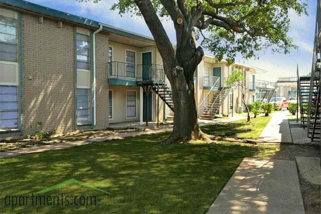 West Point Village Apartments 3633 S Shaver St, Houston, TX 77034