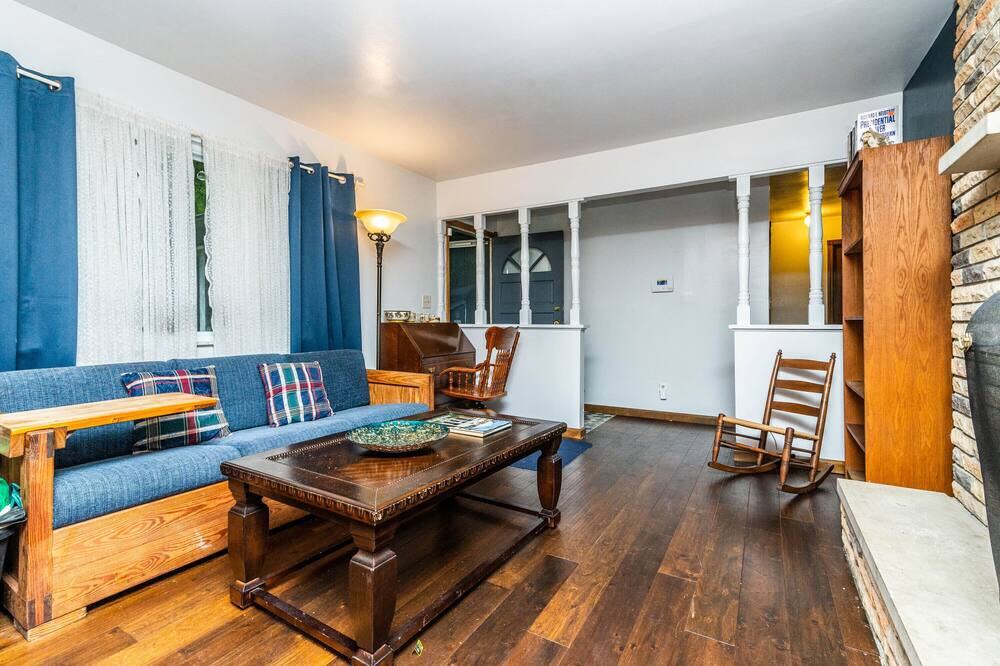 Short Term Rentals In Bloomington, IN Apartments & Houses Available Short Stays or Month to