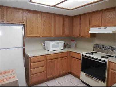 Treasure Bluff Townhomes Apartments 2425 N Ed Carey Dr, Harlingen, TX