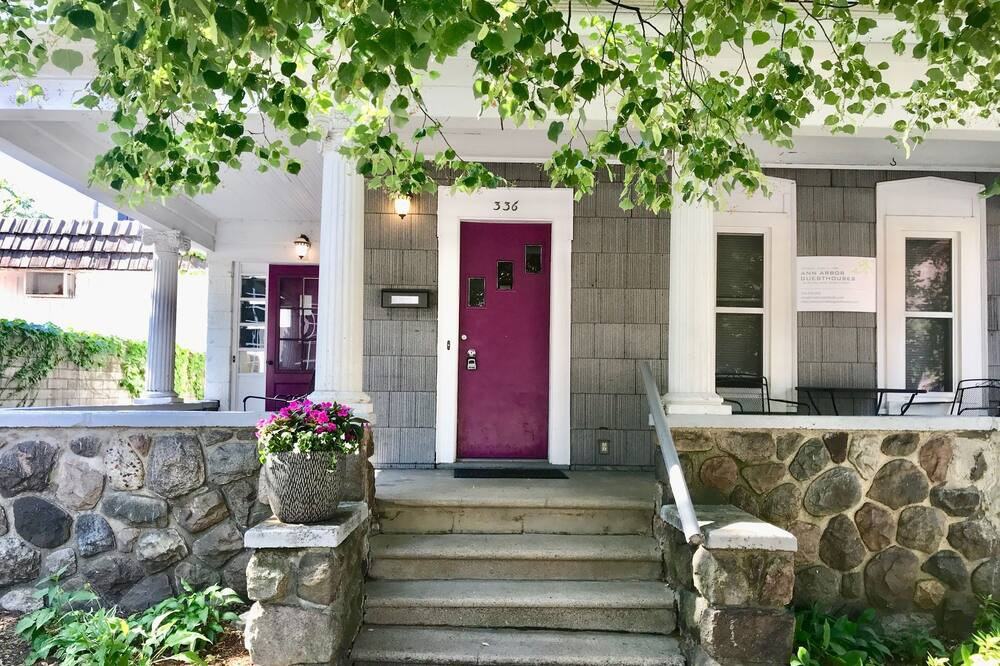 Short Term Rentals In Ann Arbor, MI Apartments & Houses Available