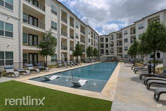 4711 E 7th St Apartments in Govalle, Austin, TX 78702 Zumper