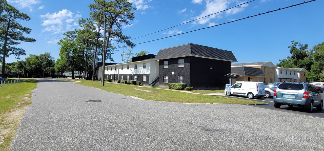 Stonemont Village Apartments 2930 Stonemont St, Jacksonville, FL