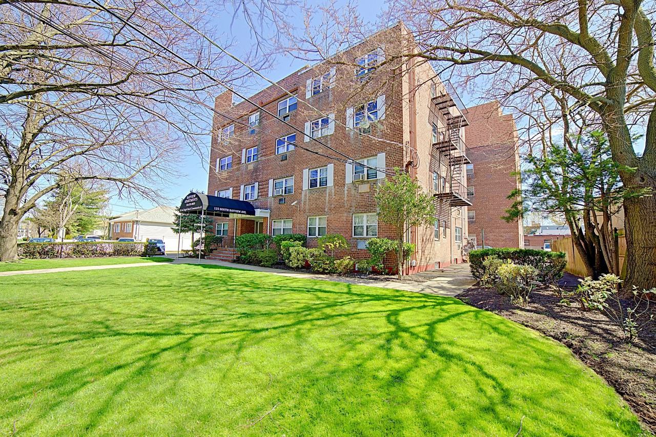 Bayview Apartments 125 S Bayview Ave, Freeport, NY 11520 Zumper