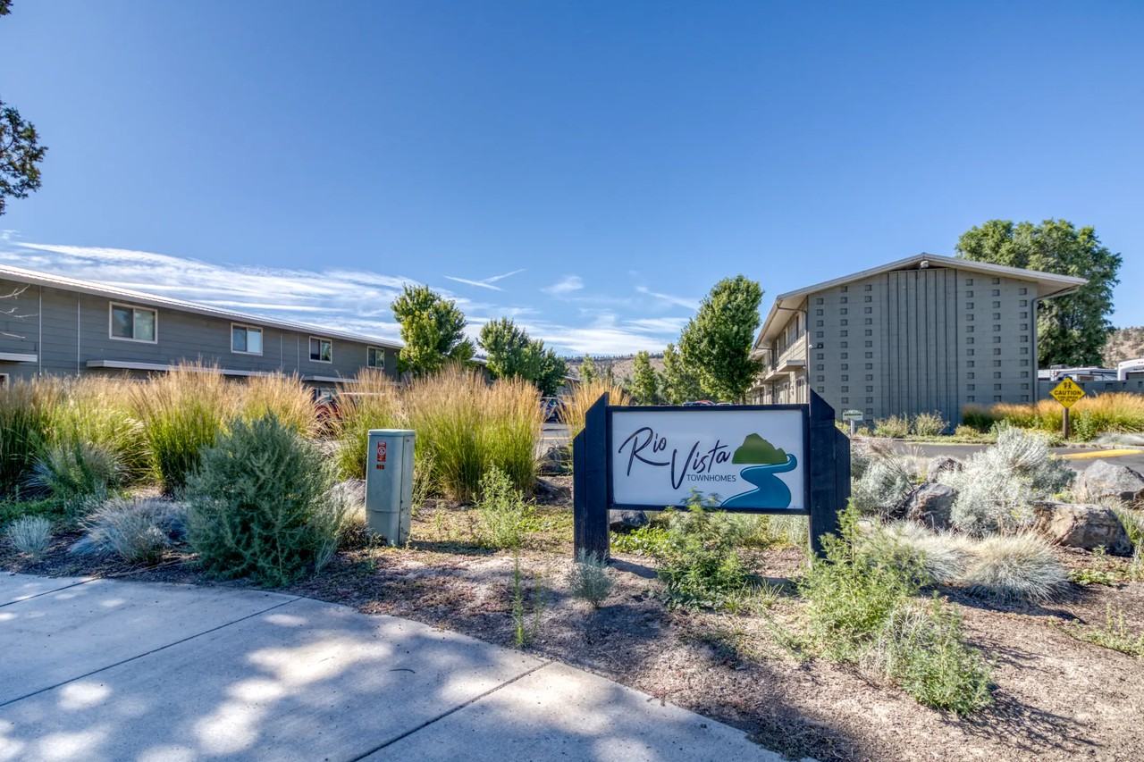 Rio Vista Townhomes Apartments 940 Nw 2nd St, Prineville, OR 97754