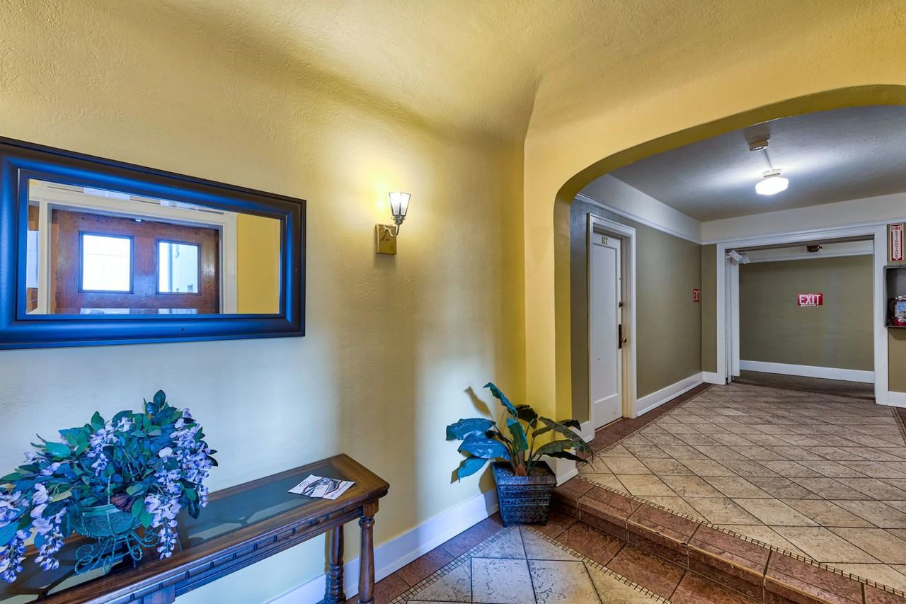 Chapman Court Apartments 1631 Sw Yamhill St, Portland, OR 97205 Zumper