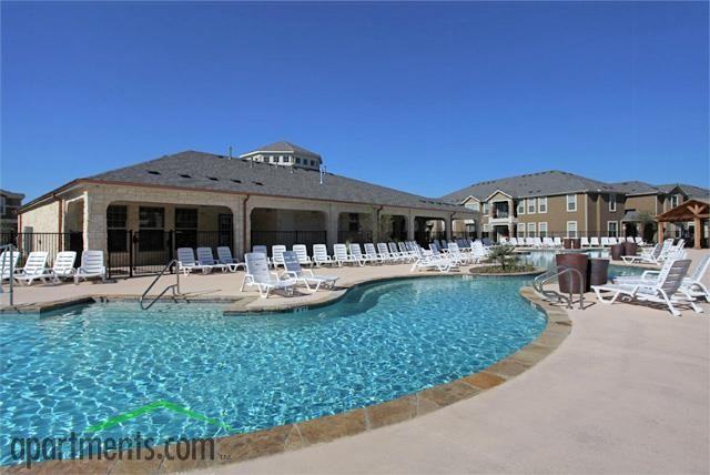 The Mansions at Creekside Apartments 625 Creekside Way, New Braunfels