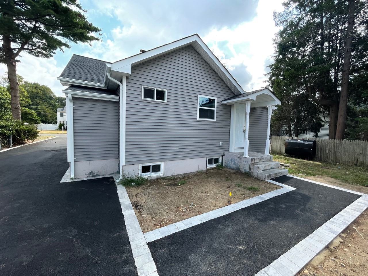 2472 Chestnut Ave Apartments in Ronkonkoma, Ronkonkoma, NY 11779 Zumper