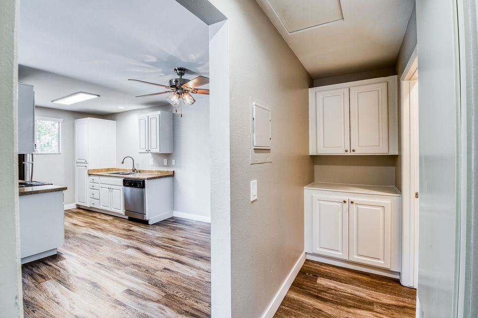 Lincoln Heights Apartments 601 W Lincoln Ave, Escondido, CA 92026