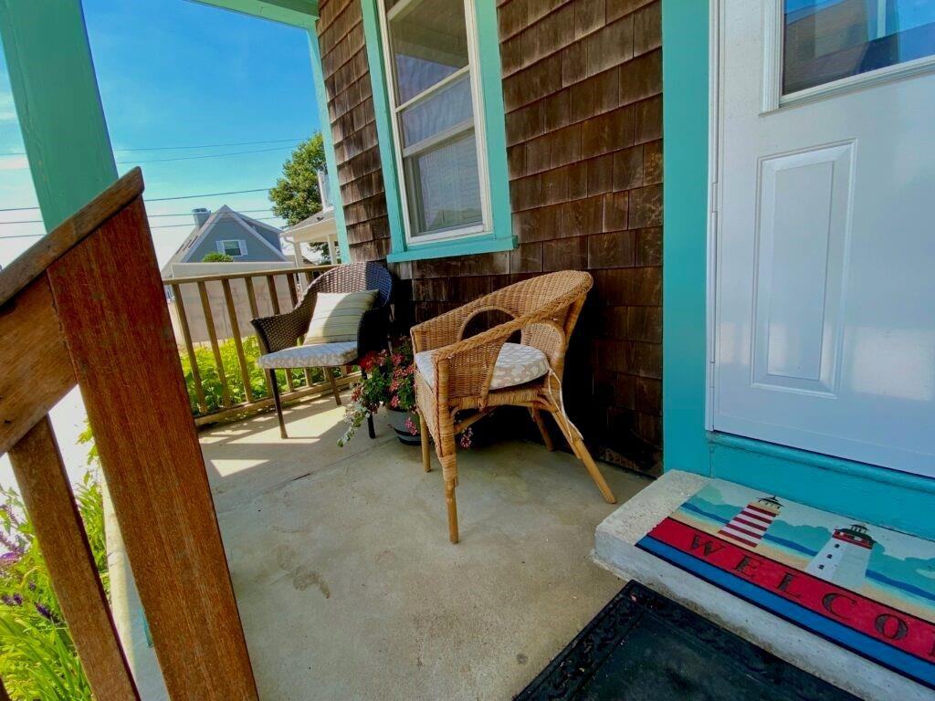 17 Warren Ave, Middletown, RI 02842 3 bedroom House Rental Zumper