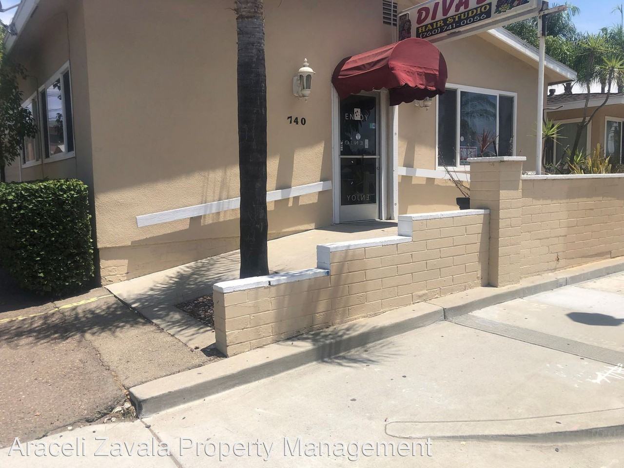 740754 SEscondido Bl & 250254 8th W St Apartments in Kit Carson