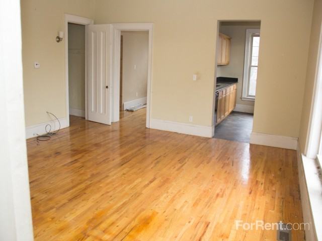 East Jefferson Properties Apartments 8905 Jefferson Avenue, Detroit