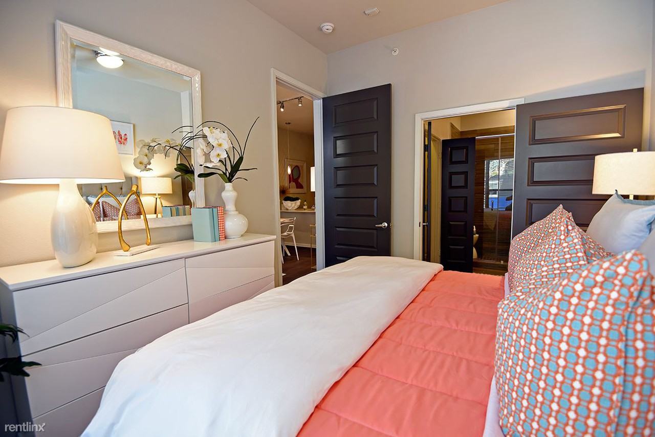 029 Apartments in Washington Ave Memorial Park, Houston, TX 77007