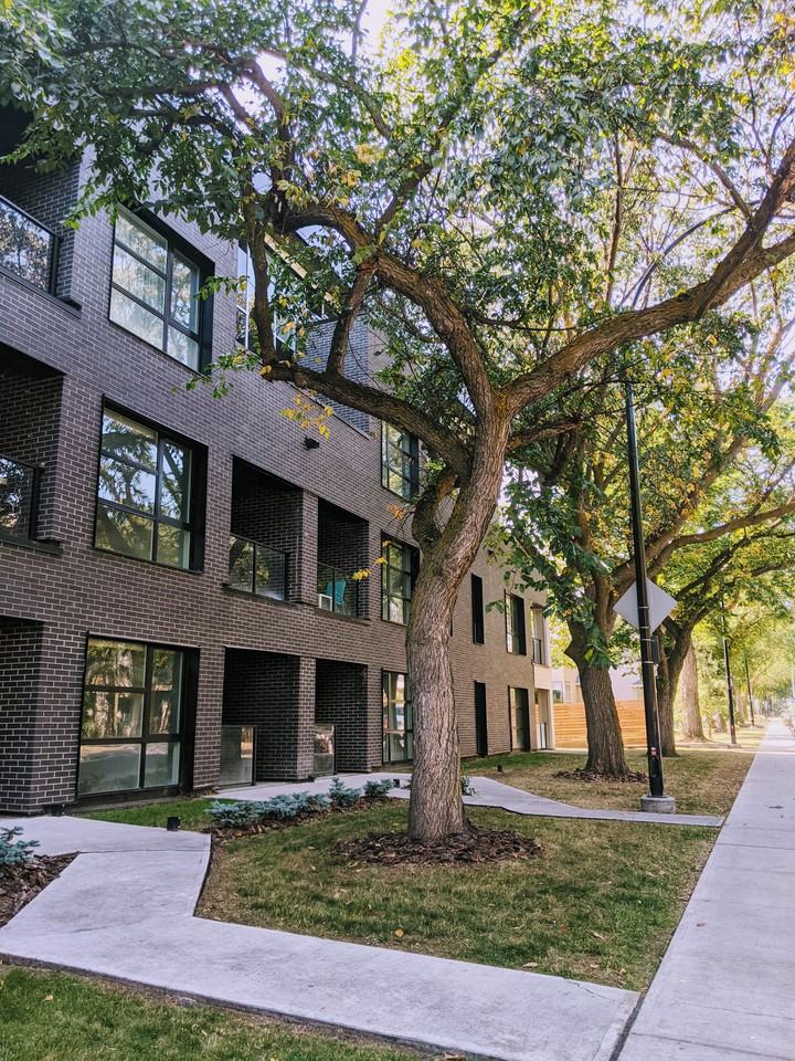 Belgravia Square Apartments 11503 76 Ave Nw, Edmonton, AB T6G 0K6