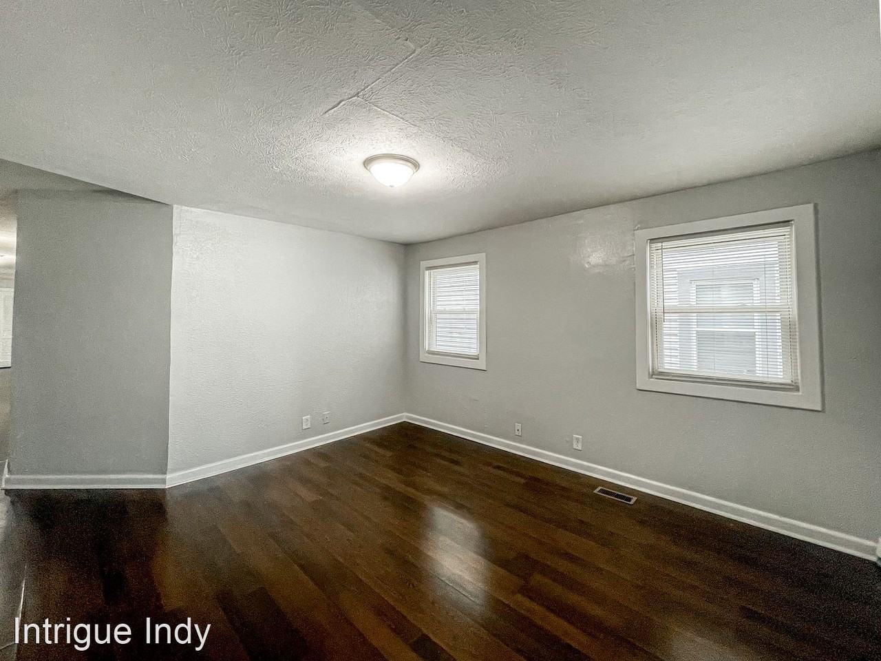 3055 Ruckle St Units A D Apartments in Mapleton Fall Creek