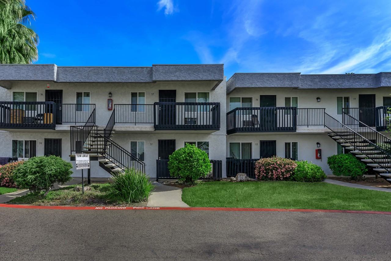 The Madison Apartments 1360 E Madison Ave, El Cajon, CA 92021 Zumper