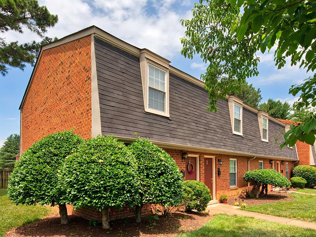 Saddlewood Apartments & Townhomes 3801 Elfstone Ln, Richmond, VA