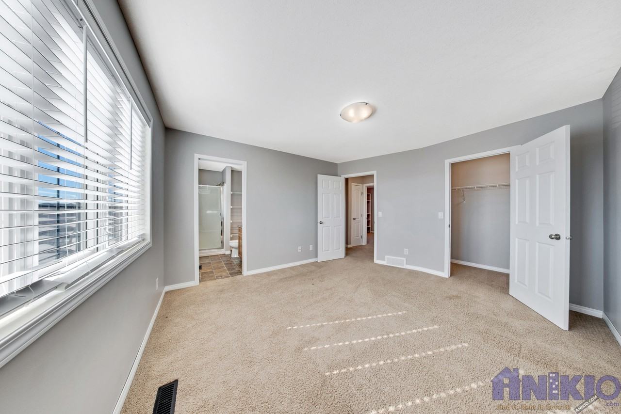 5 Bedroom Family Home in Martensville Apartments 933 Brack Crt