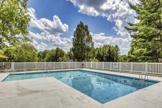 Brandemere Apartment Homes Apartments 7013 Brandemere Ln, Winston