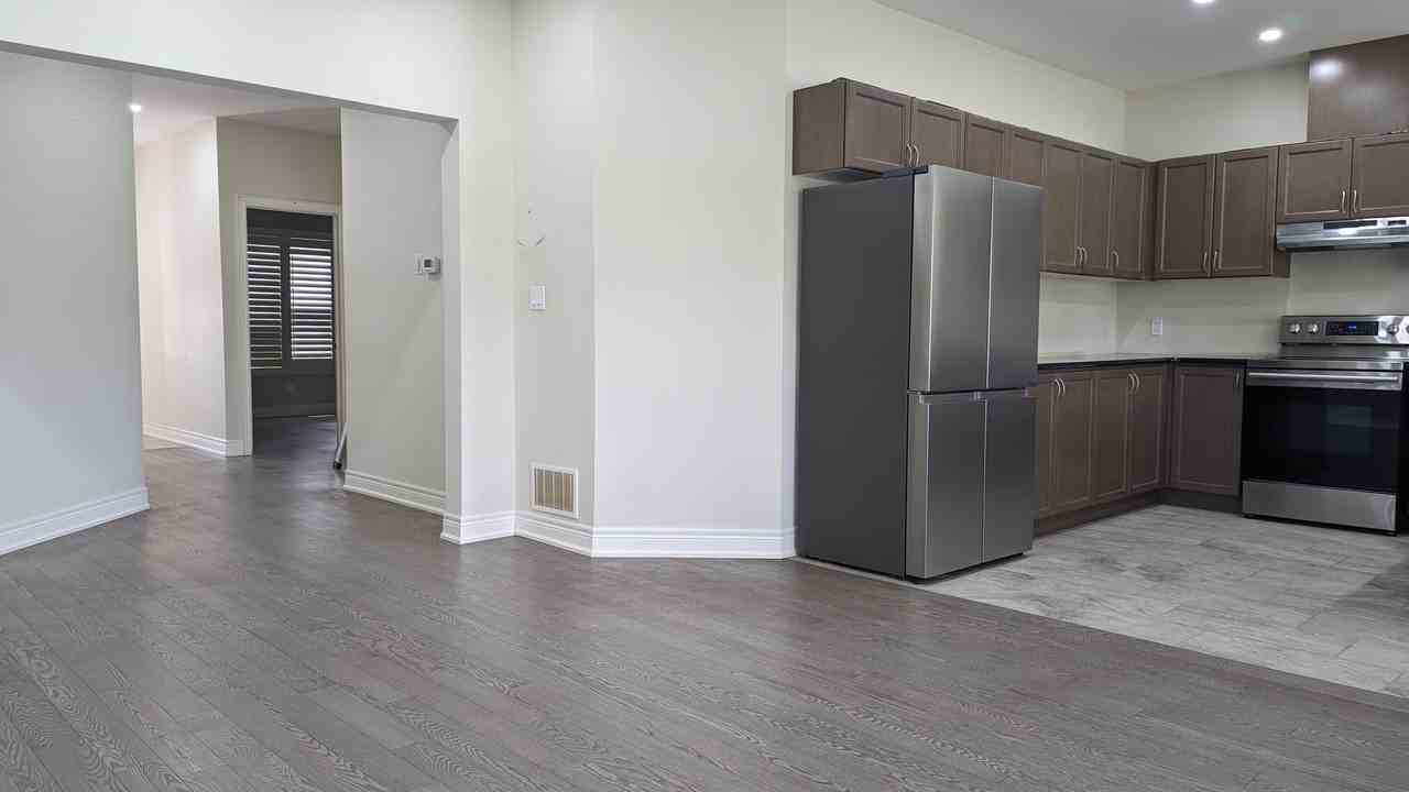 1093 Meadowood St. Fort Erie, ON Apartments 1093 Meadowood St, Fort