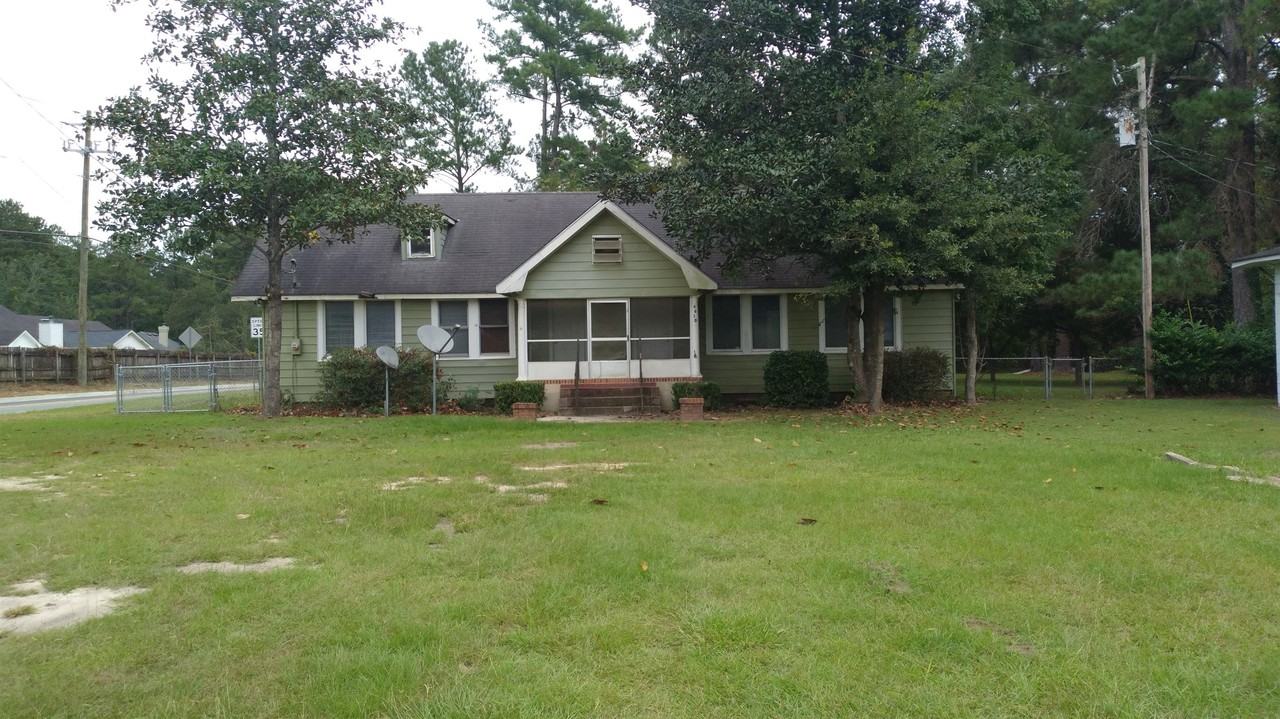 4610 Old Us 41 N 1, Hahira, GA 31632 2 Bedroom House for 950/month