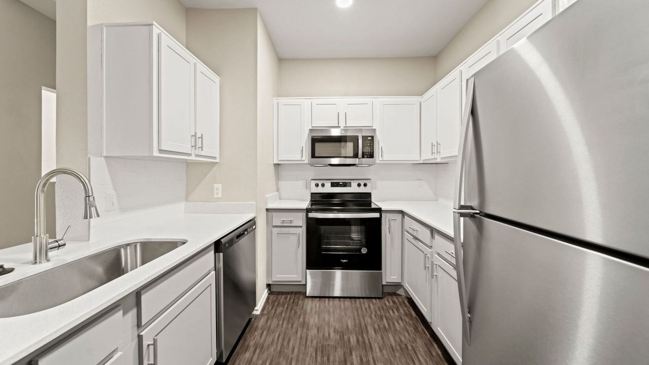 Ellie Apartments 2900 Sunridge Dr, Austin, TX 78741 Zumper