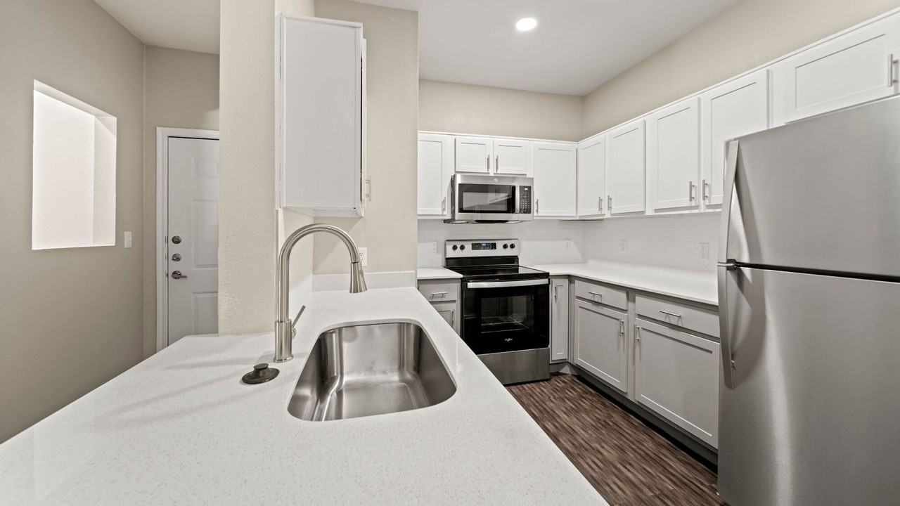 Ellie Apartments 2900 Sunridge Dr, Austin, TX 78741 Zumper