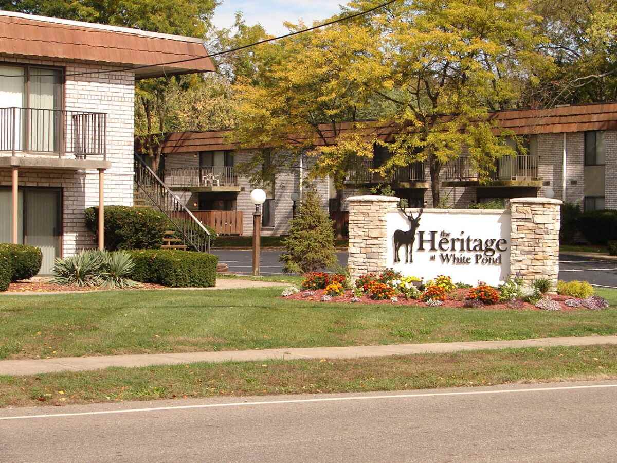 The Heritage at White Pond Apartments 945 Mull Avenue, Akron, OH