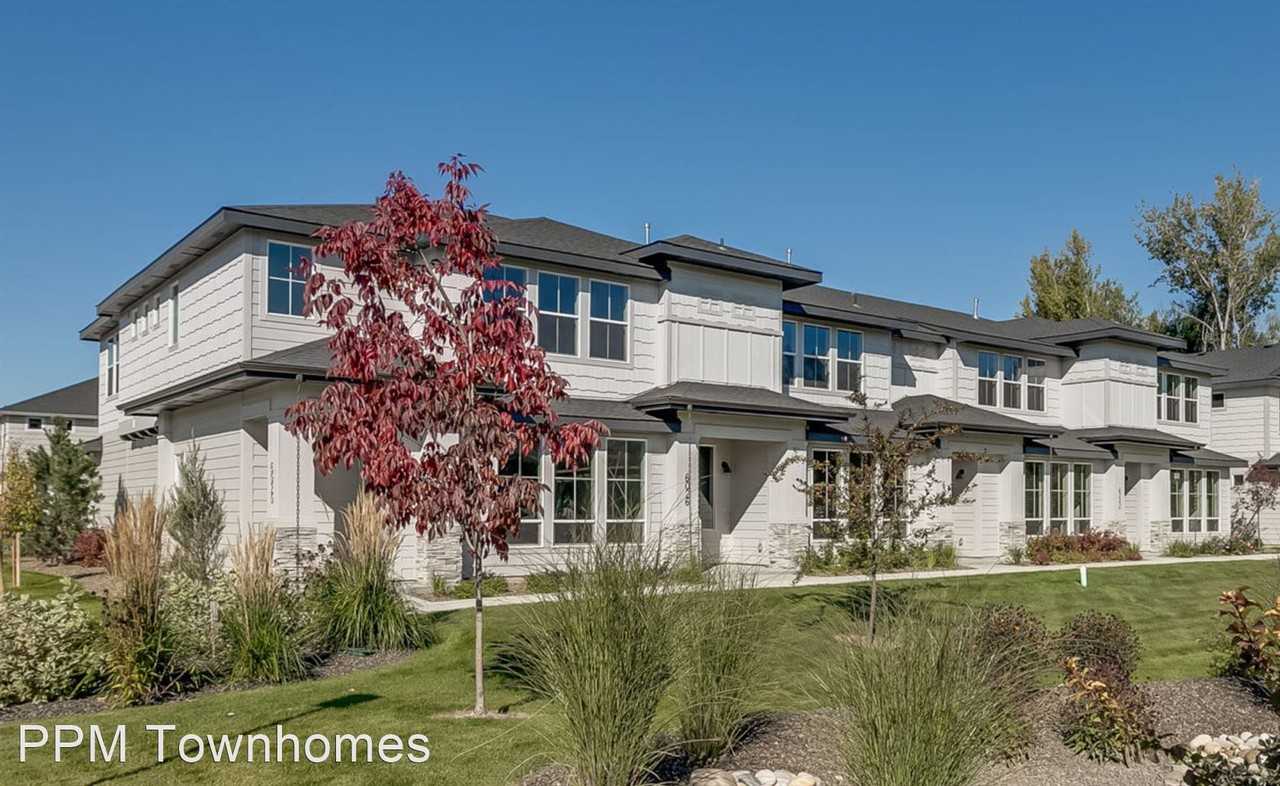 Roe Street Townhomes Boise Idaho 83714 Apartments Roe Street