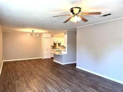 McCarley 2729 Apartments in Commerce, TX 75428 Zumper