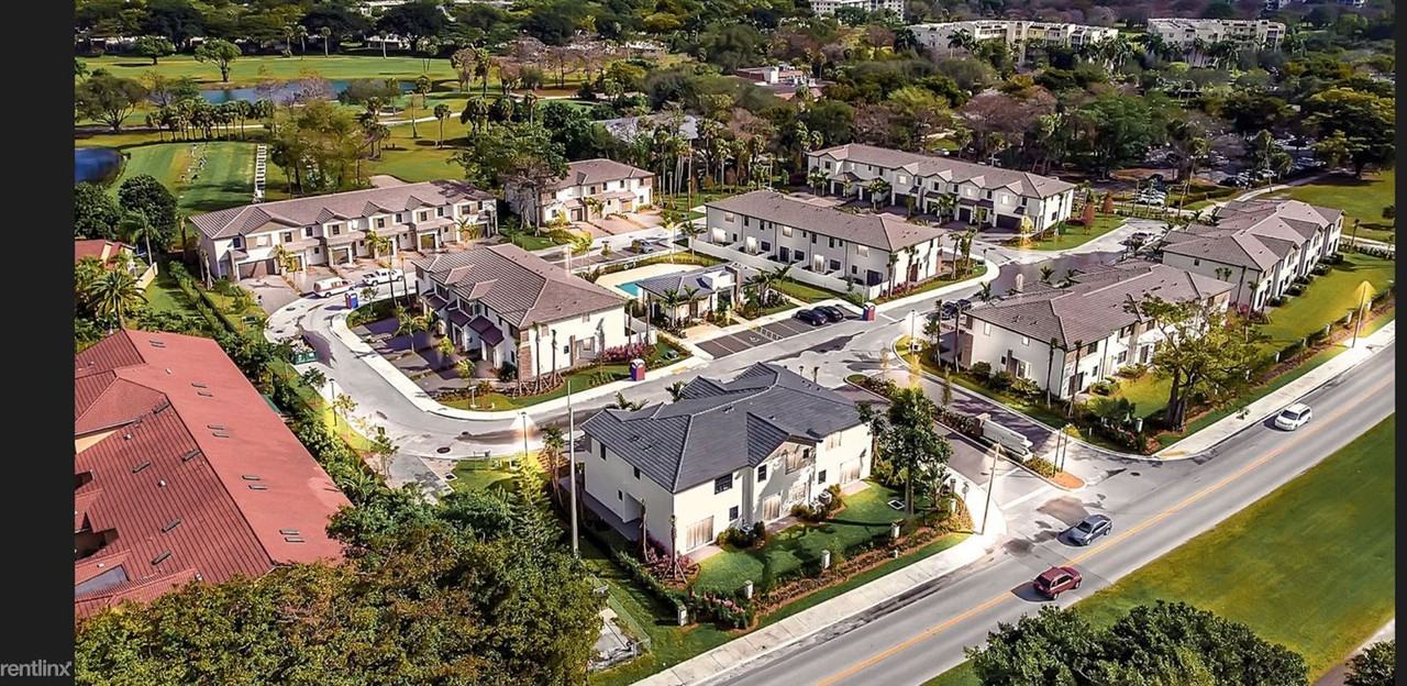 Siena at Palm Aire Apartments 704 Stellar Ct, Pompano Beach, FL 33069