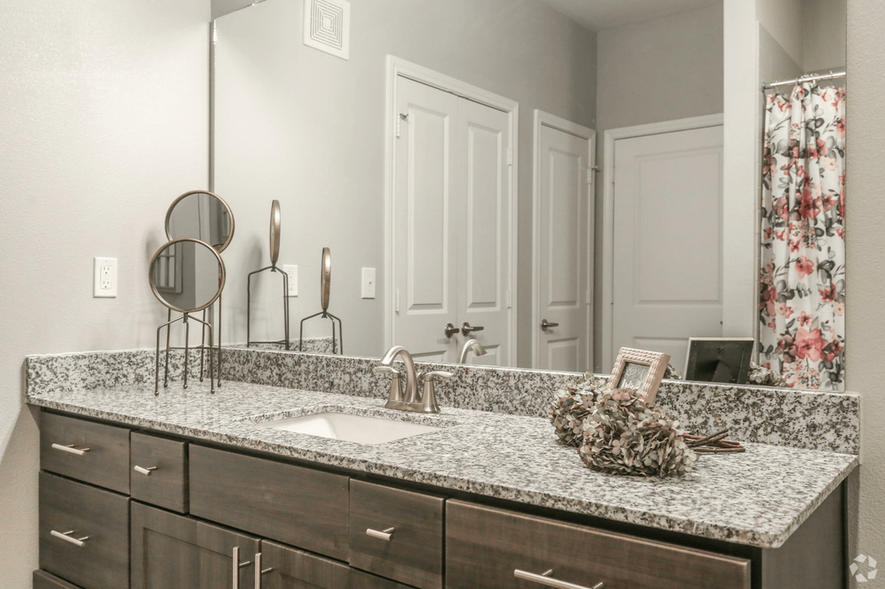 Silverwood at Hackberry Creek Apartments 7711 Fm 3180 Rd, Baytown, TX