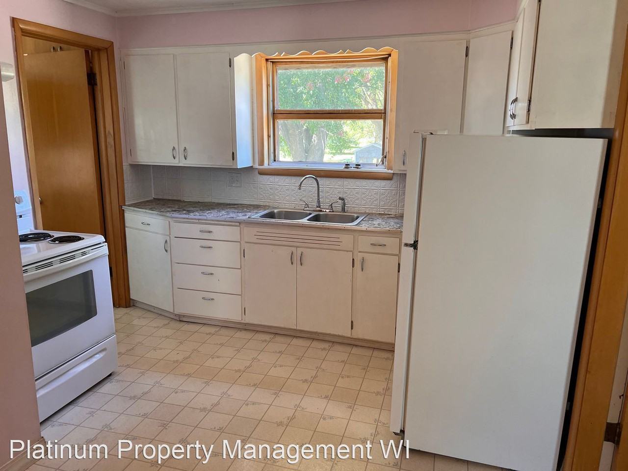 618 Deleglise St Apartments in Antigo, WI 54409 Zumper