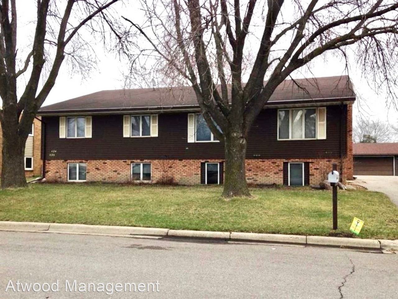 Commodore Manor Apartments 422 Commodore Dr, Mankato, MN 56001 Zumper