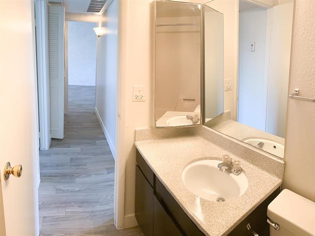 Evoq Apartments 3550 Paradise Rd, Las Vegas, NV 89169 Zumper