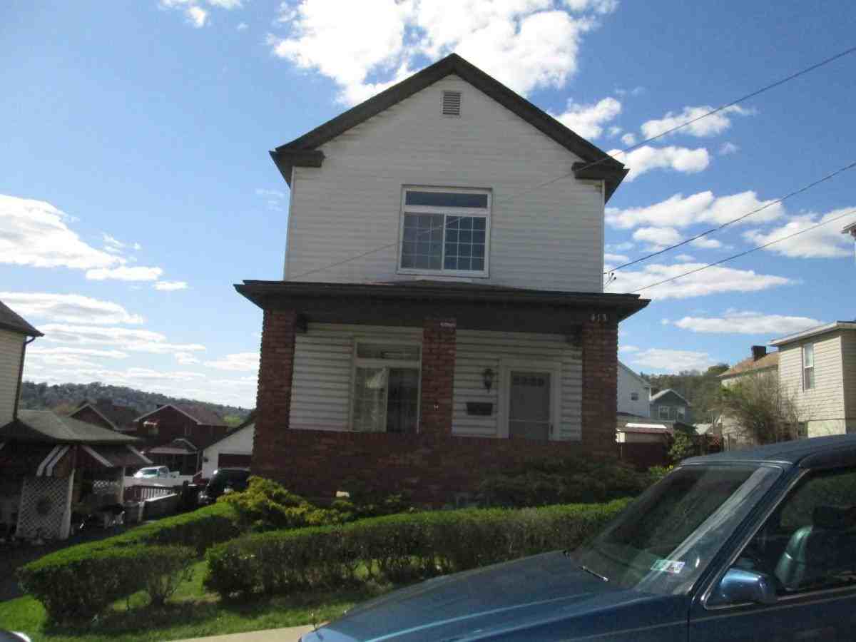 413 33rd St, McKeesport, PA 15132 3 Bedroom House for Rent for 700