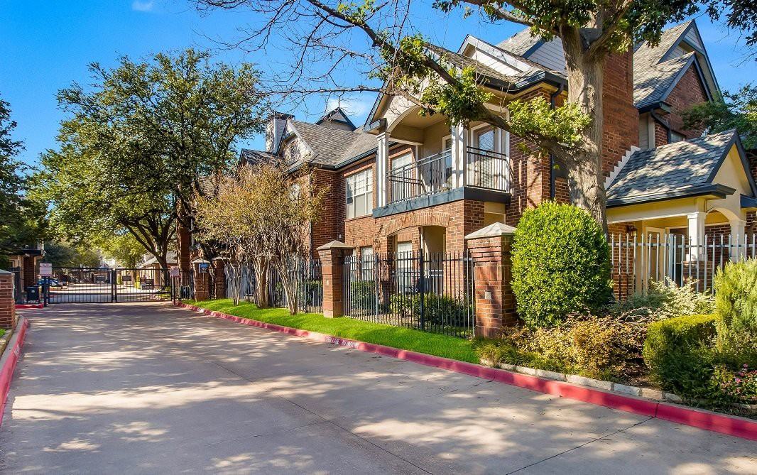 Townhomes of Bent Tree Apartments 17671 Addison Rd, Dallas, TX 75287 Zumper
