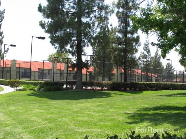 Broadstone Serrano Apartments 1930 W College Ave, San Bernardino, CA