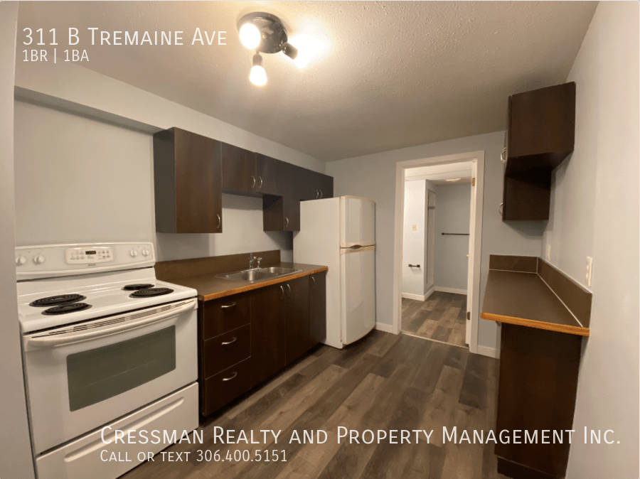 311 Tremaine Ave Apartments in Walsh Acres Lakeridge, Regina, SK S4R