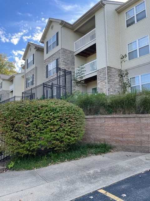 The Legends on the Park Apartments 3 Nicklaus Circle Drive 106, Eureka, MO 63025 Zumper