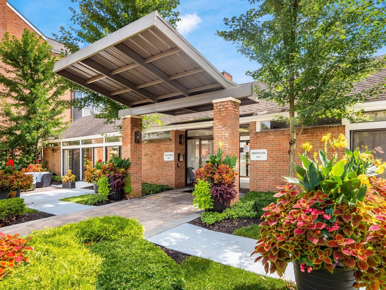 BEXLEY HOUSE Apartments 2877 E Broad St, Columbus, OH 43209 Zumper