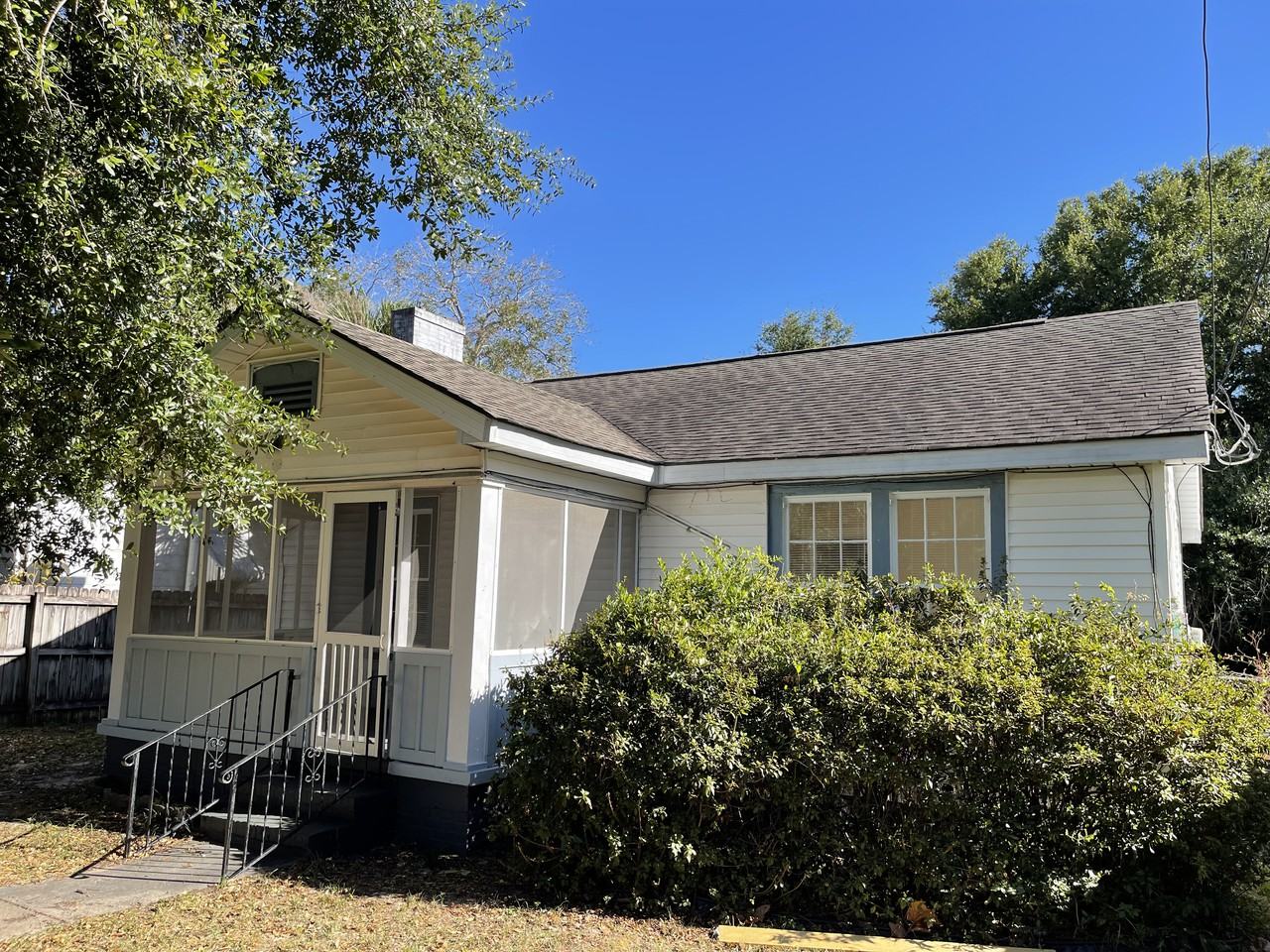 1425 Wisteria Avenue, Warrington, FL 32507 2 Bedroom House for 995