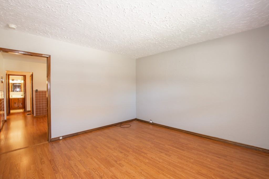 357 Vine Street Apartments 357 Vine St, St. Catharines, ON L2M 4T8