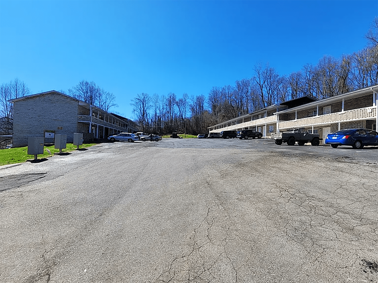 Timber Ridge Apartments 1500 Bell Ridge Road, Johnson City, TN 37601