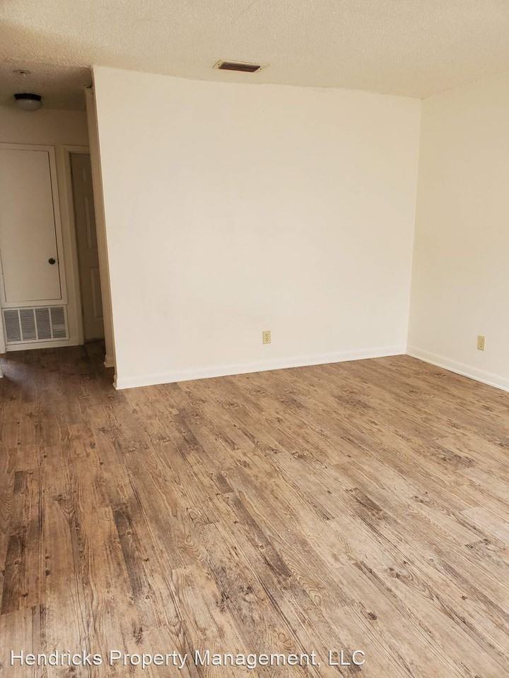 427429 Zachary Apartments 427 Zachry Dr 429, San Antonio, TX 78228