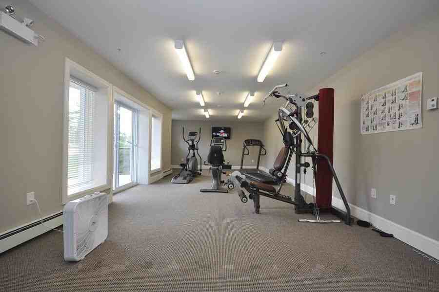 Royal Gardens Apartments 671 Larry Uteck Blvd, Halifax, NS B3M 0J6