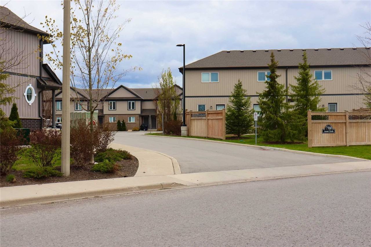 79 Pet Friendly Apartments for Rent in Niagara Falls, ON Photos